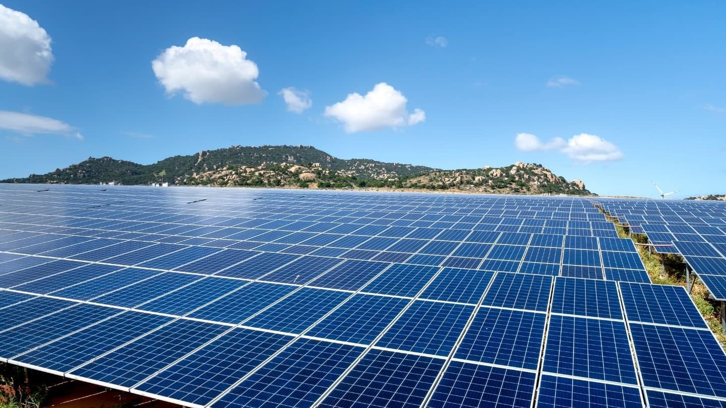 MERC Approves BEST’s 220 MW Solar, 110 MW/440 MWh BESS Procurement through SECI