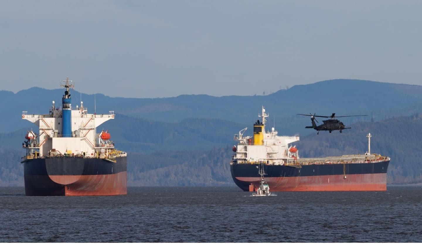 Oil Prices Rise for Fourth Straight Day as Strait of Hormuz Tensions Deepen