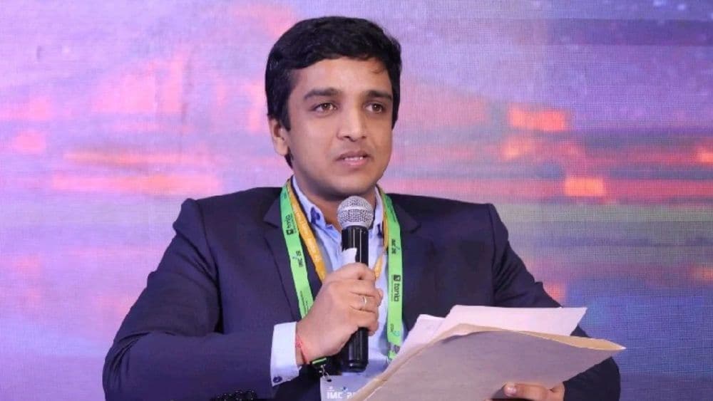 Mohit Kumar Aggarwal Assumes Charge as Deputy Secretary in Petroleum Ministry
