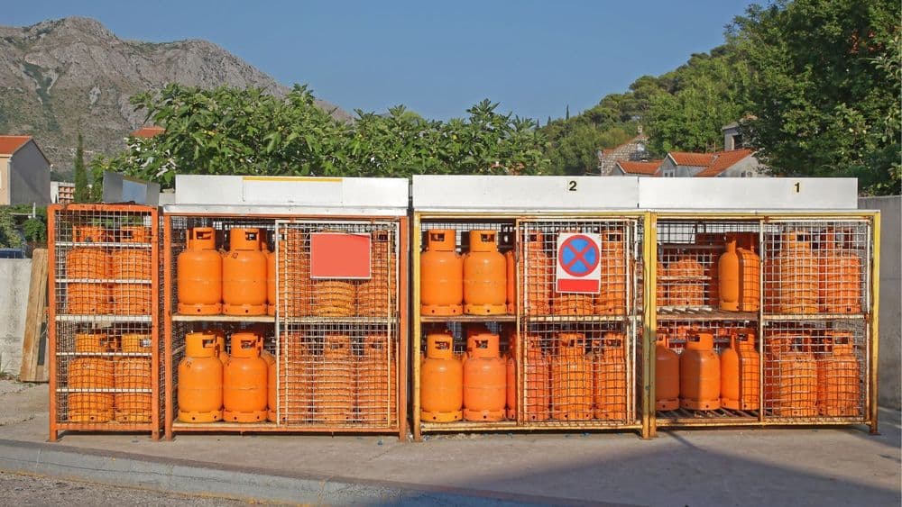 Commercial LPG Prices Hiked Across Metros amid Global Energy Market Volatility