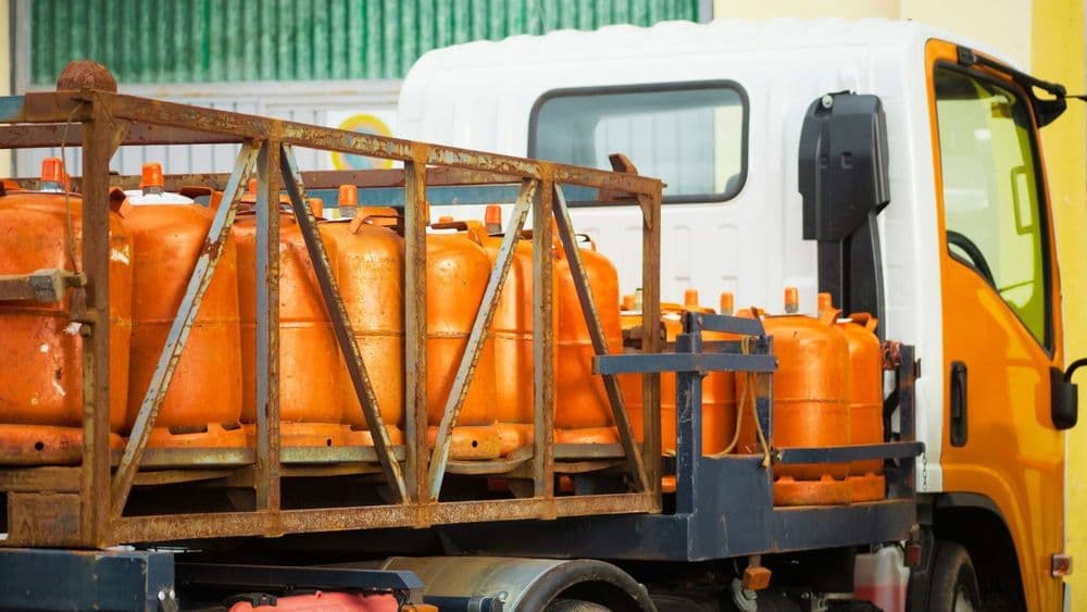 Govt Raises Commercial LPG Allocation to 70 Percent Amid West Asia Crisis